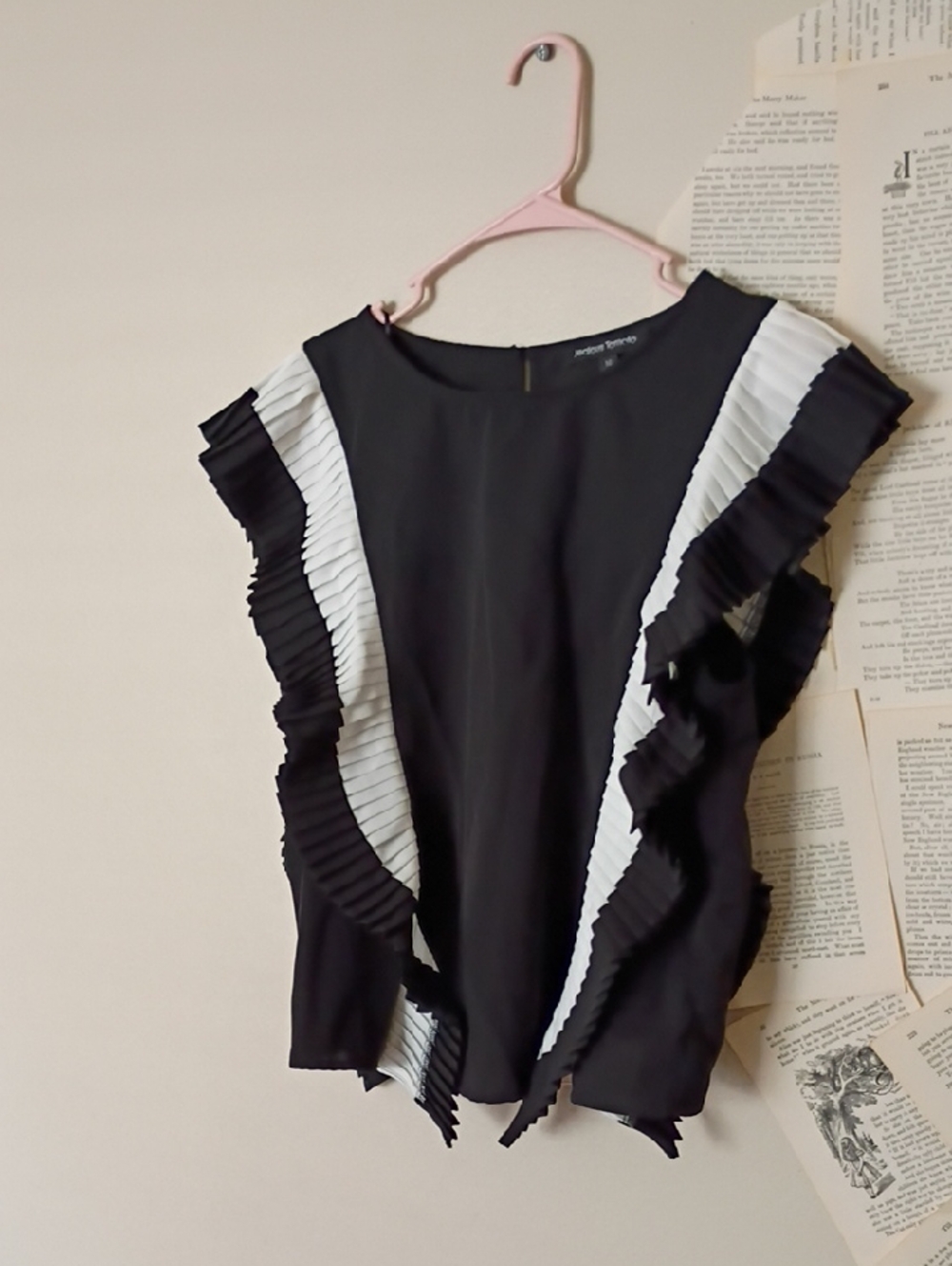 NWT Jealous Tomato Black & White Top